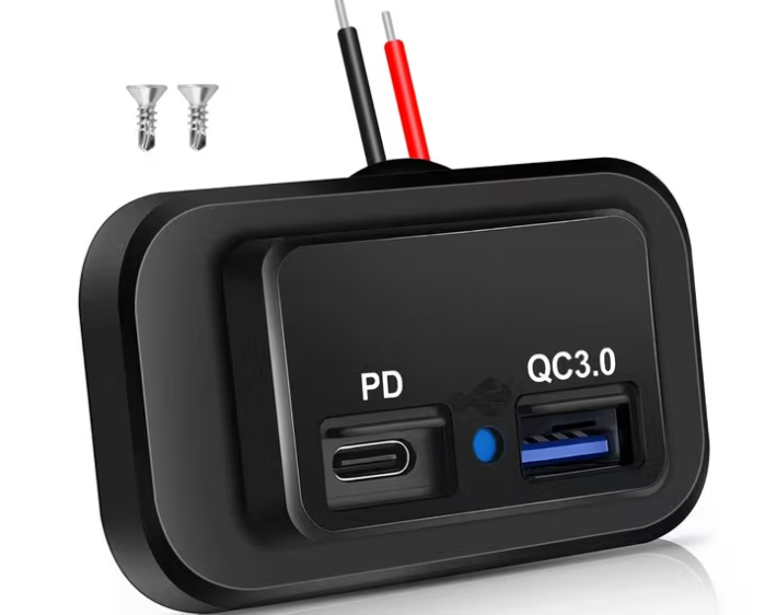 Dobbel USB uttak QC3.0